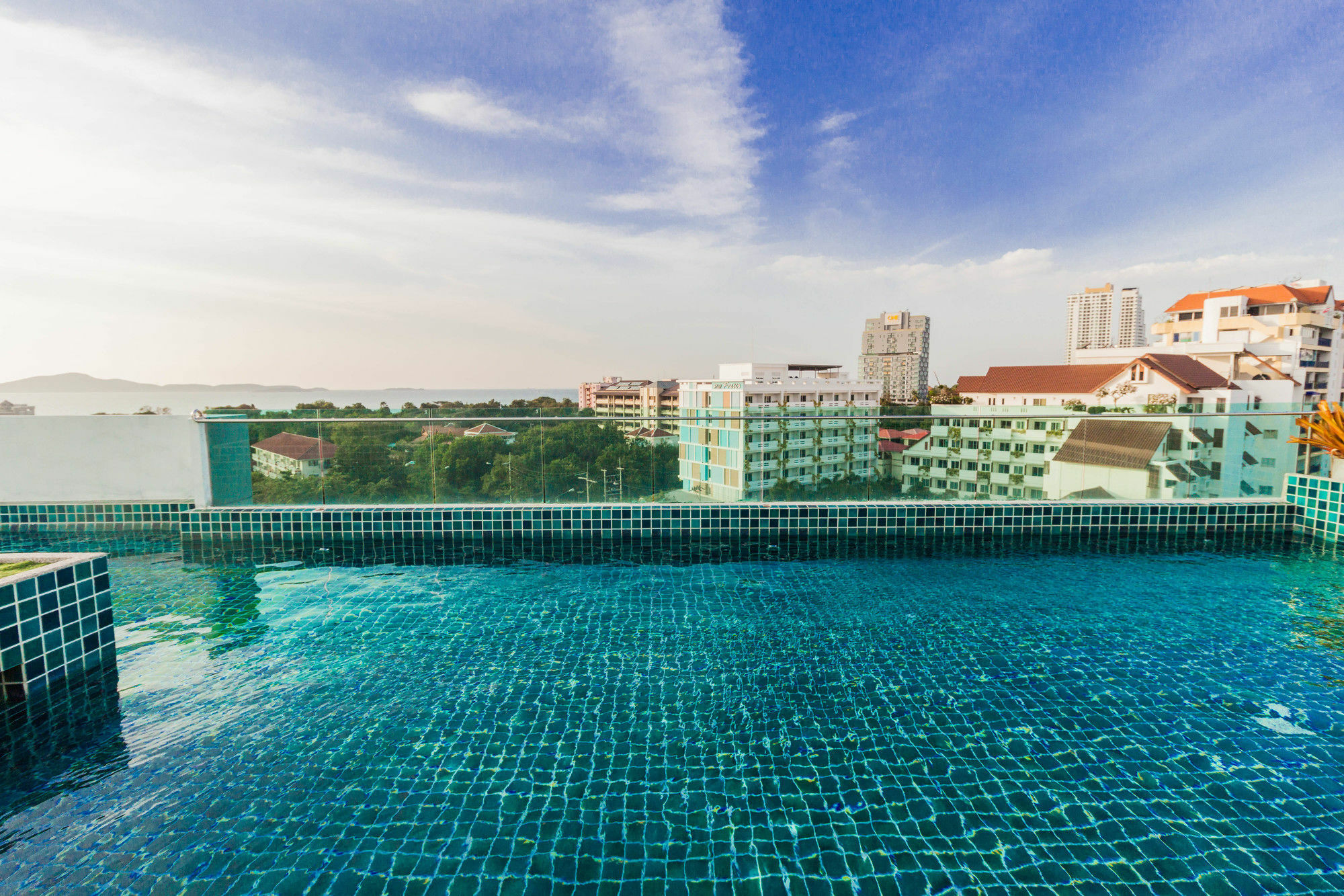 Laguna Bay 1 By Pattaya Sunny Rentals Exterior photo